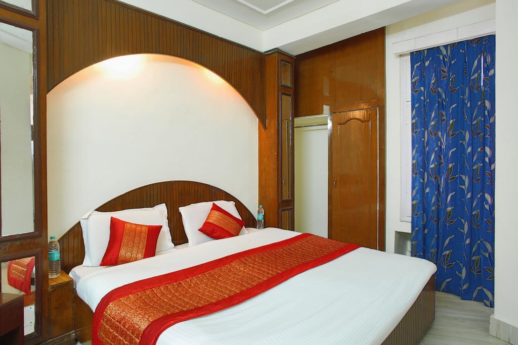 Hotel Raghunath Jammu Extérieur photo