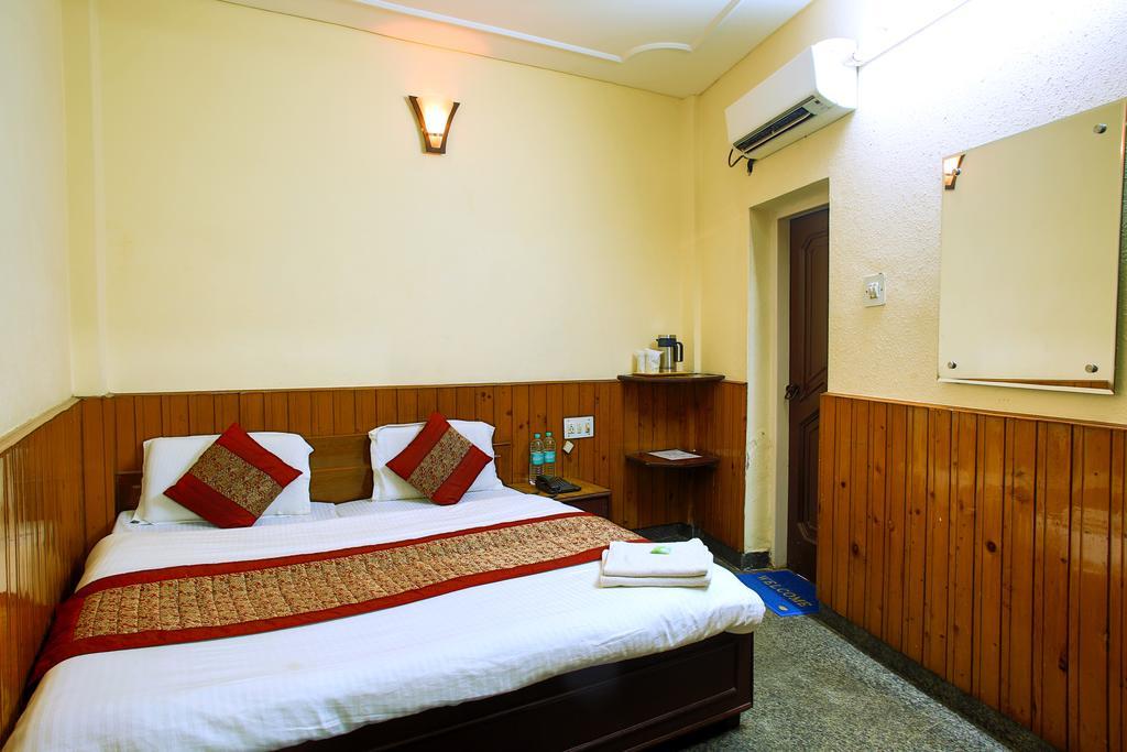 Hotel Raghunath Jammu Extérieur photo